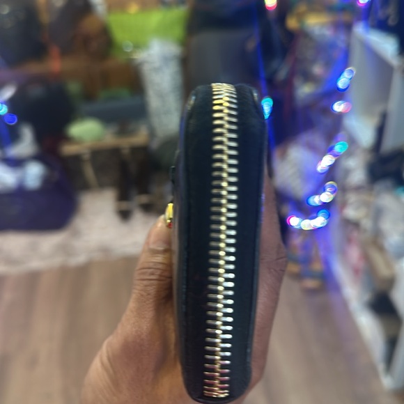 Prada wallet - Picture 3 of 7